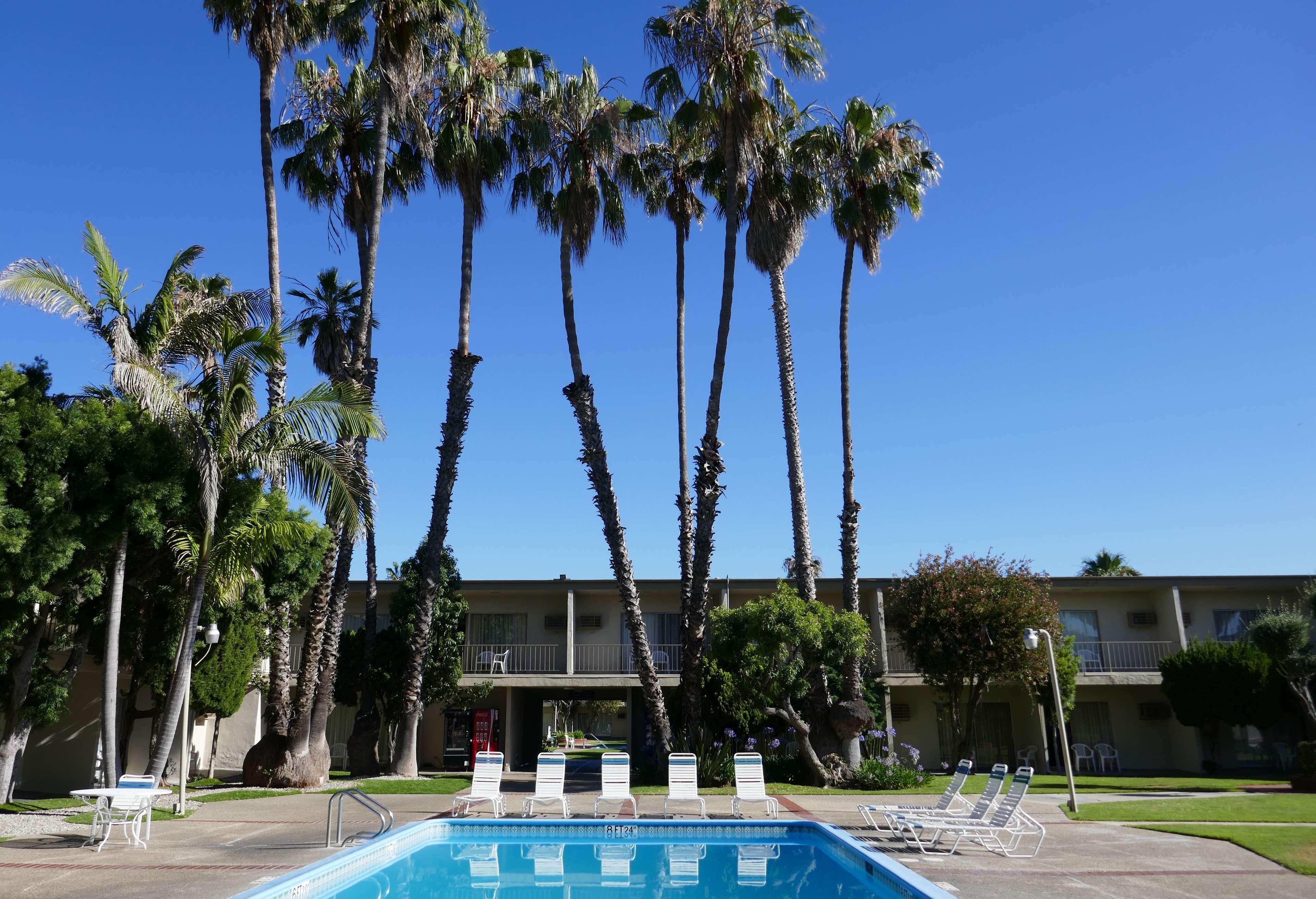 Best Western Golden Sails Hotel Long Beach Exterior foto
